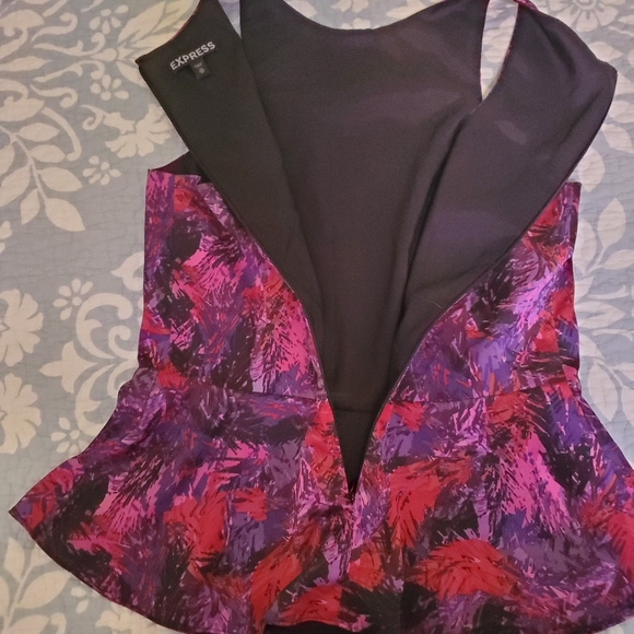 Top - Picture 3 of 3